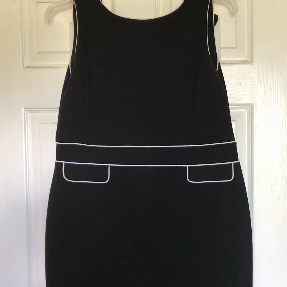 Perfect Talbots dress for work or dinner date.
